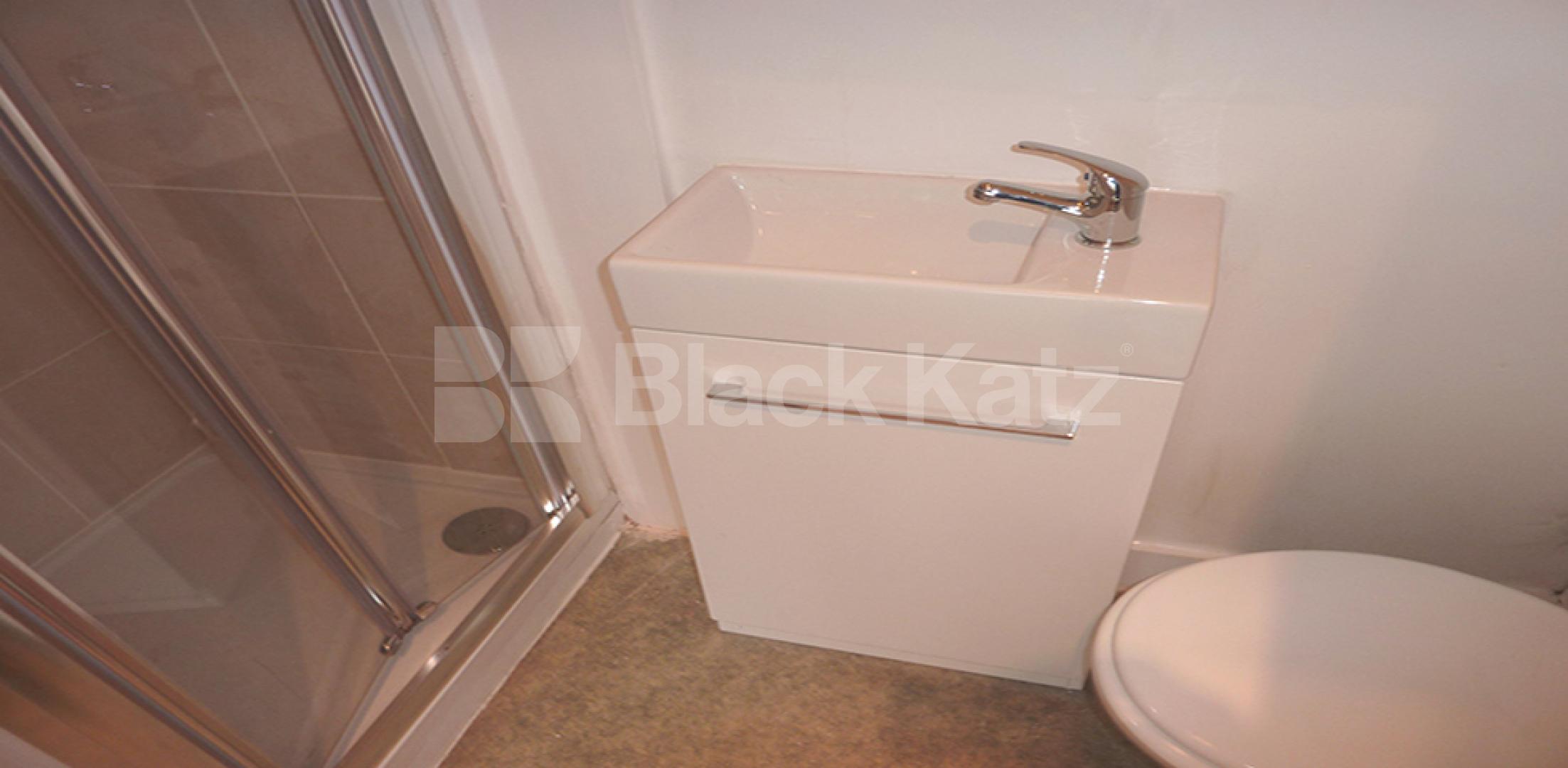 			New Instruction, Studio Apartment, 1 bath, 1 reception Flat			 Holloway Road, HOLLOWAY / ARCHWAY 